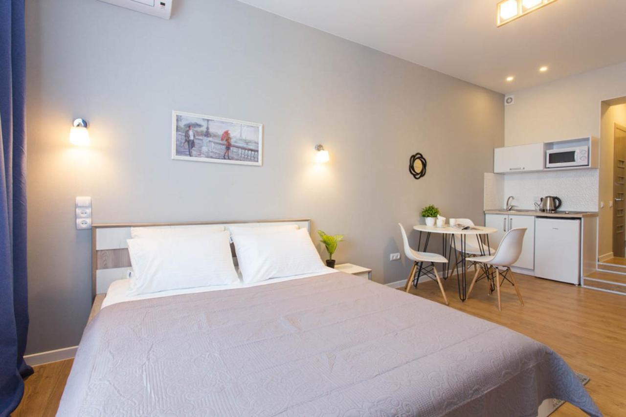 Modern Studio Beside Metro Yaroslava Mudroho, Universytet - Chernyshevska Str 95-7 Charkov Exteriér fotografie