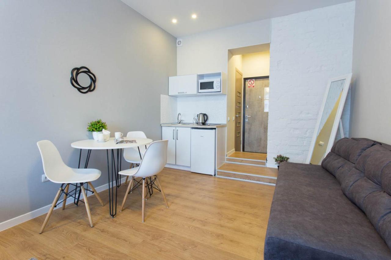 Modern Studio Beside Metro Yaroslava Mudroho, Universytet - Chernyshevska Str 95-7 Charkov Exteriér fotografie