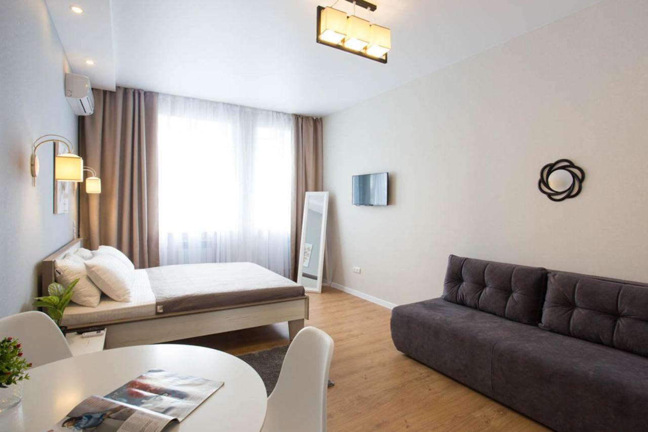 Modern Studio Beside Metro Yaroslava Mudroho, Universytet - Chernyshevska Str 95-7 Charkov Exteriér fotografie