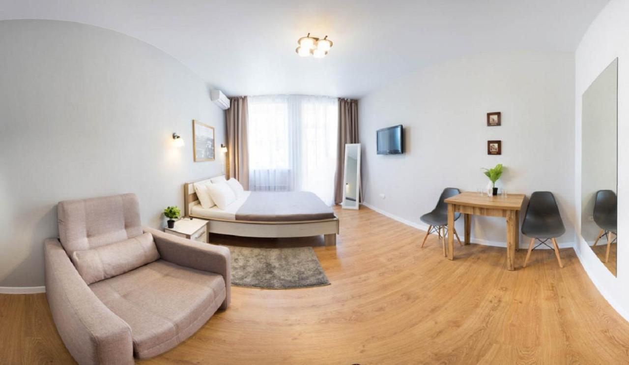 Modern Studio Beside Metro Yaroslava Mudroho, Universytet - Chernyshevska Str 95-7 Charkov Exteriér fotografie