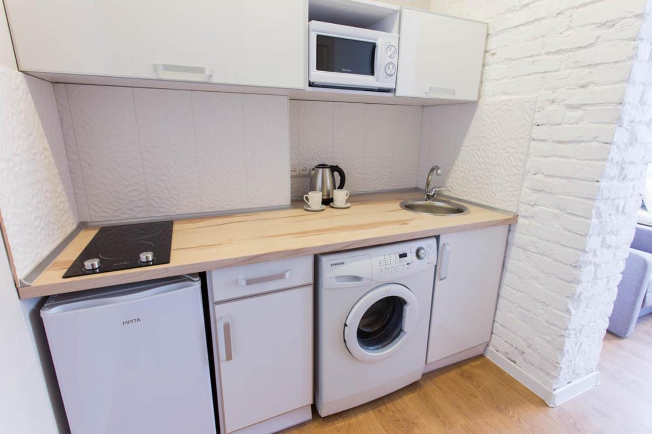 Modern Studio Beside Metro Yaroslava Mudroho, Universytet - Chernyshevska Str 95-7 Charkov Exteriér fotografie