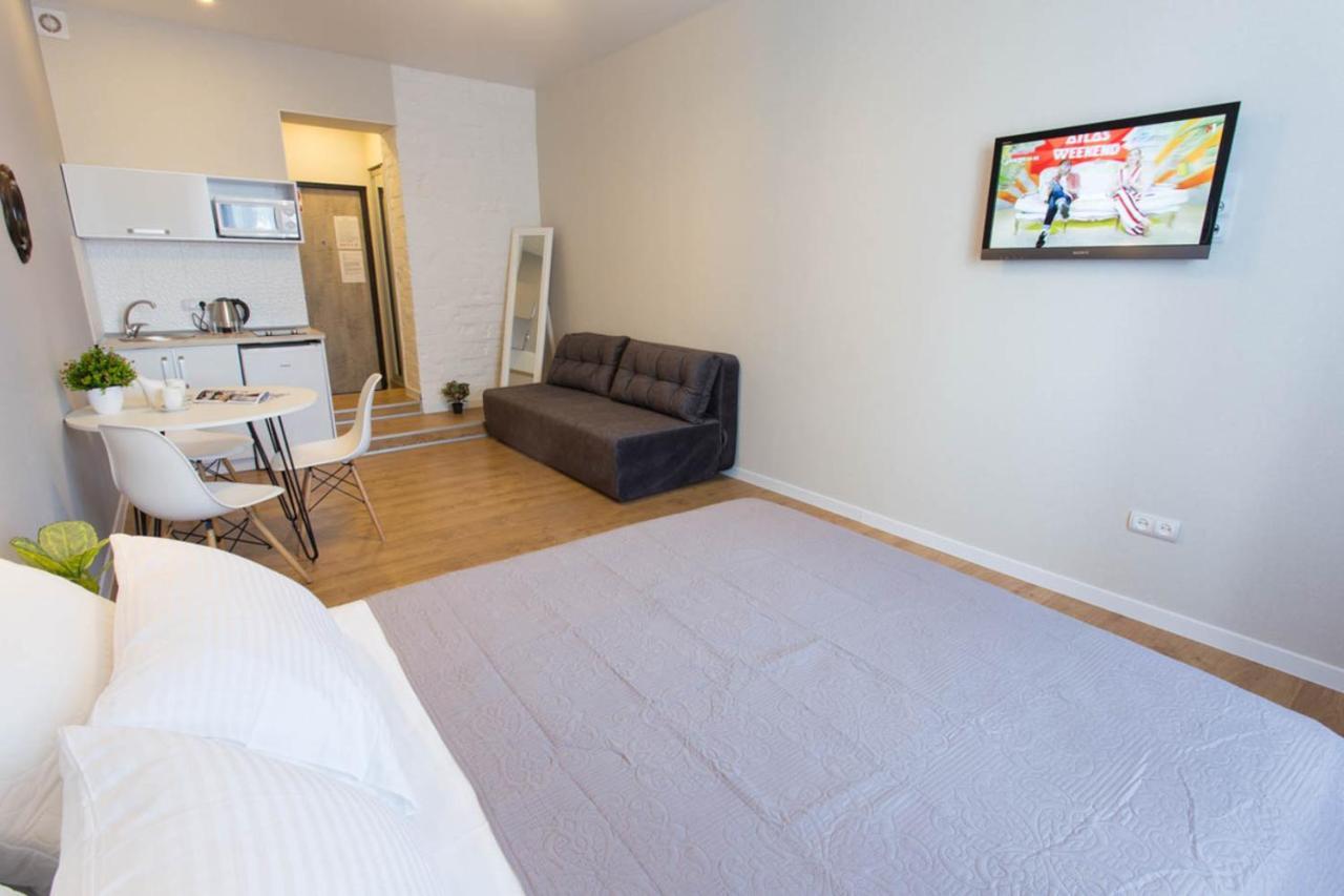 Modern Studio Beside Metro Yaroslava Mudroho, Universytet - Chernyshevska Str 95-7 Charkov Exteriér fotografie