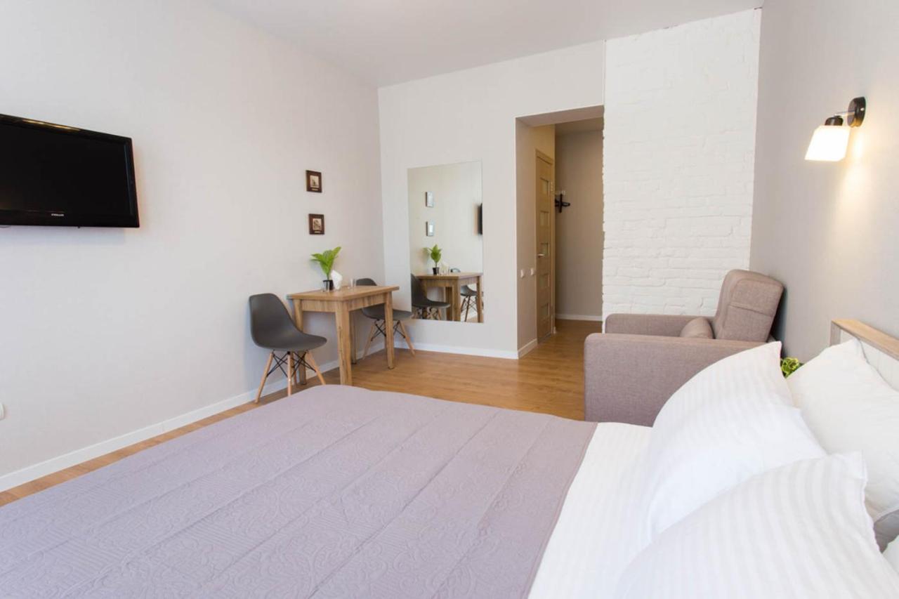 Modern Studio Beside Metro Yaroslava Mudroho, Universytet - Chernyshevska Str 95-7 Charkov Exteriér fotografie