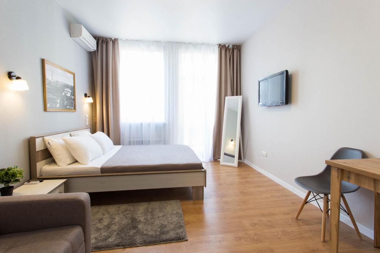 Modern Studio Beside Metro Yaroslava Mudroho, Universytet - Chernyshevska Str 95-7 Charkov Exteriér fotografie