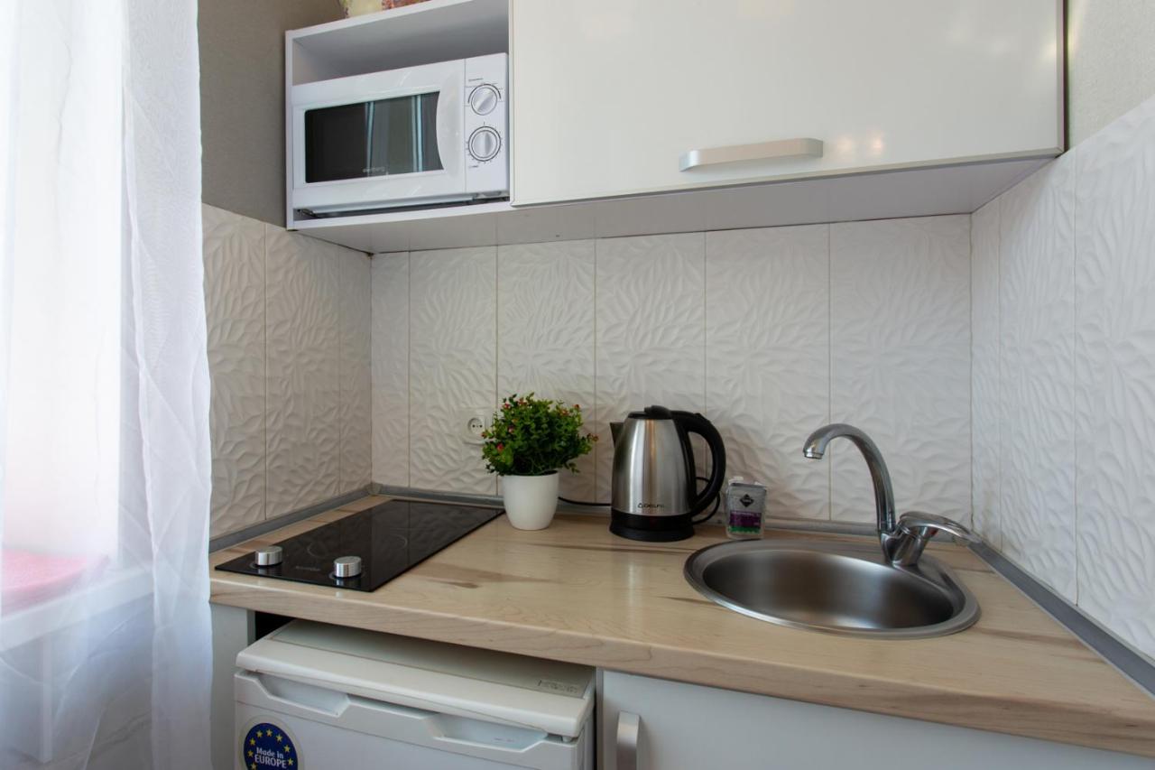 Modern Studio Beside Metro Yaroslava Mudroho, Universytet - Chernyshevska Str 95-7 Charkov Exteriér fotografie