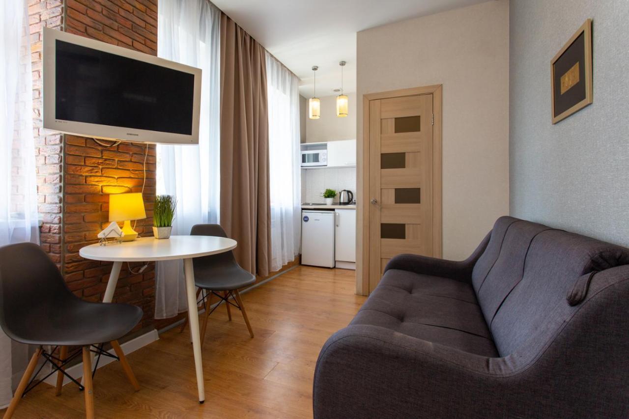 Modern Studio Beside Metro Yaroslava Mudroho, Universytet - Chernyshevska Str 95-7 Charkov Exteriér fotografie